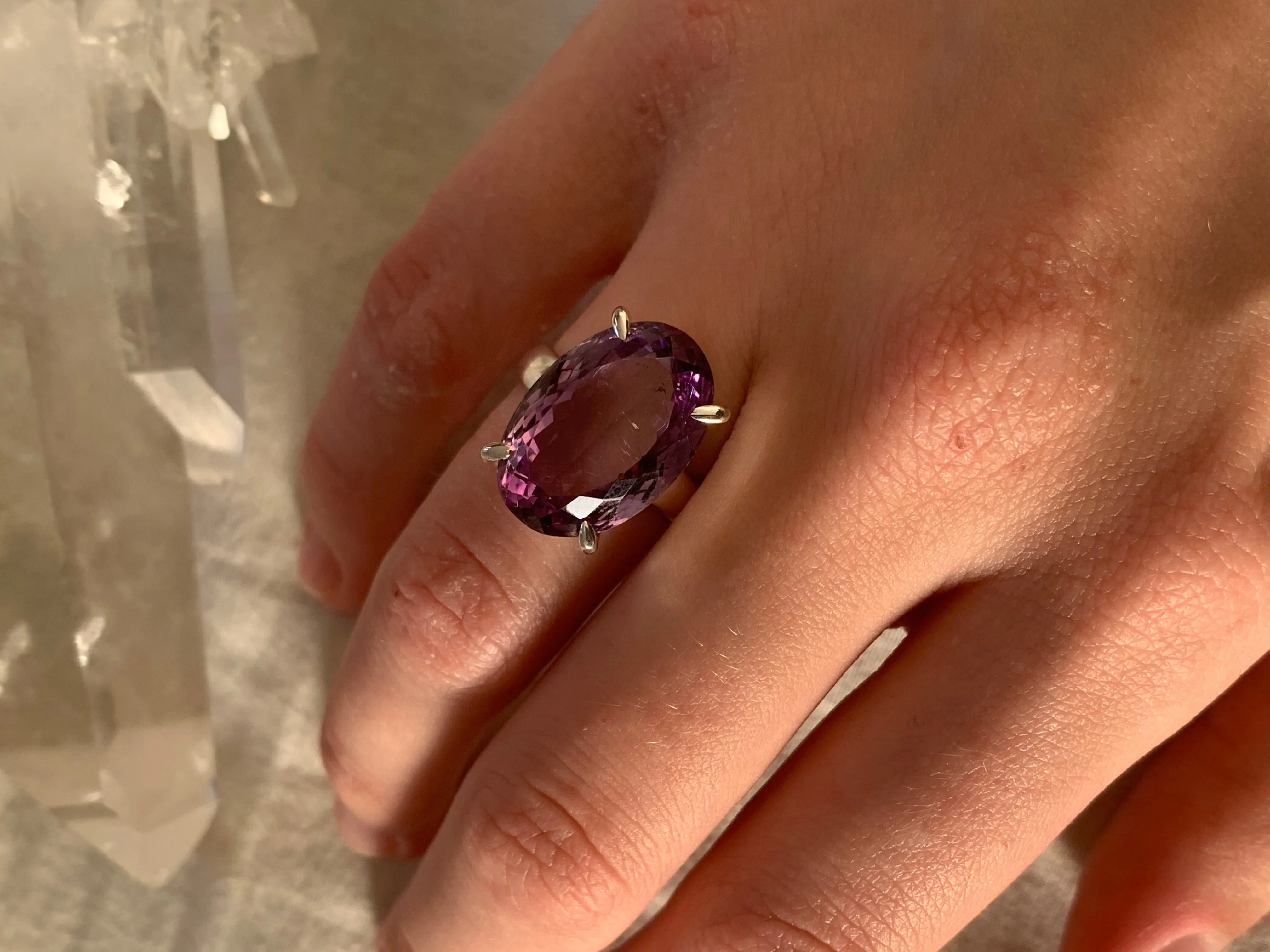 Amethyst Sanaa Ring - Reg. Oval