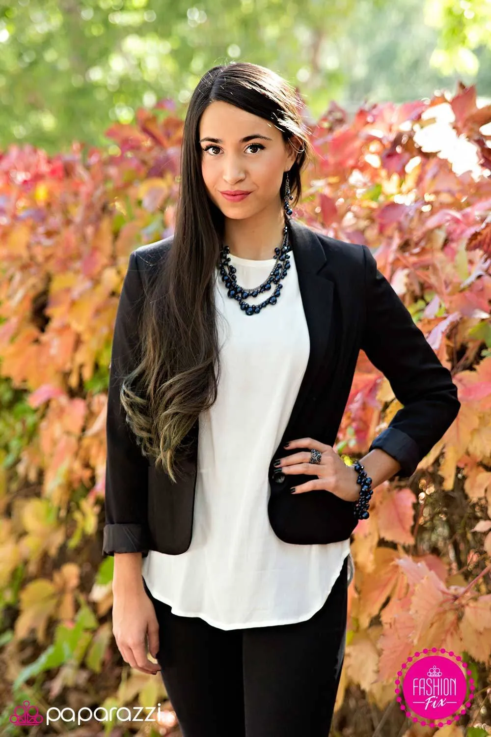 An Evening Escapade Navy Blue Pearl and Gunmetal Bracelet - Paparazzi Accessories