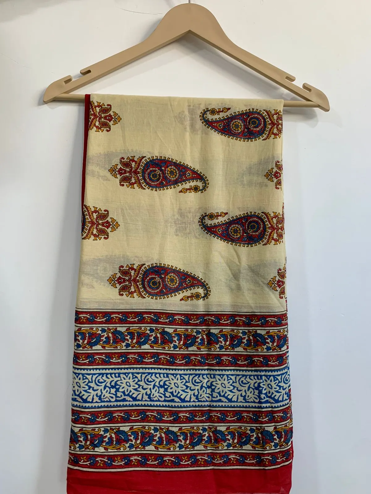 Beige Artistry Cotton Dupatta