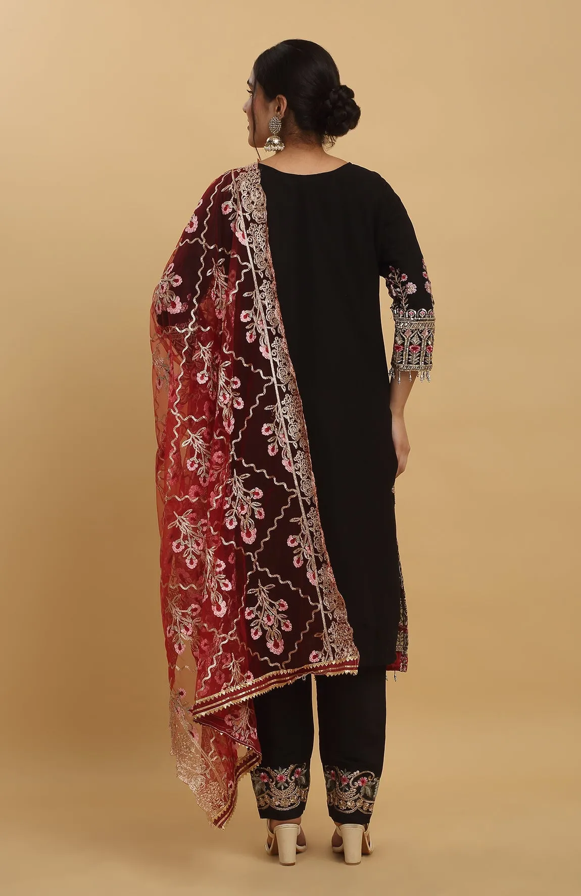 Black Georgette Embroidered Floral Round Kurta Set For  - Rent