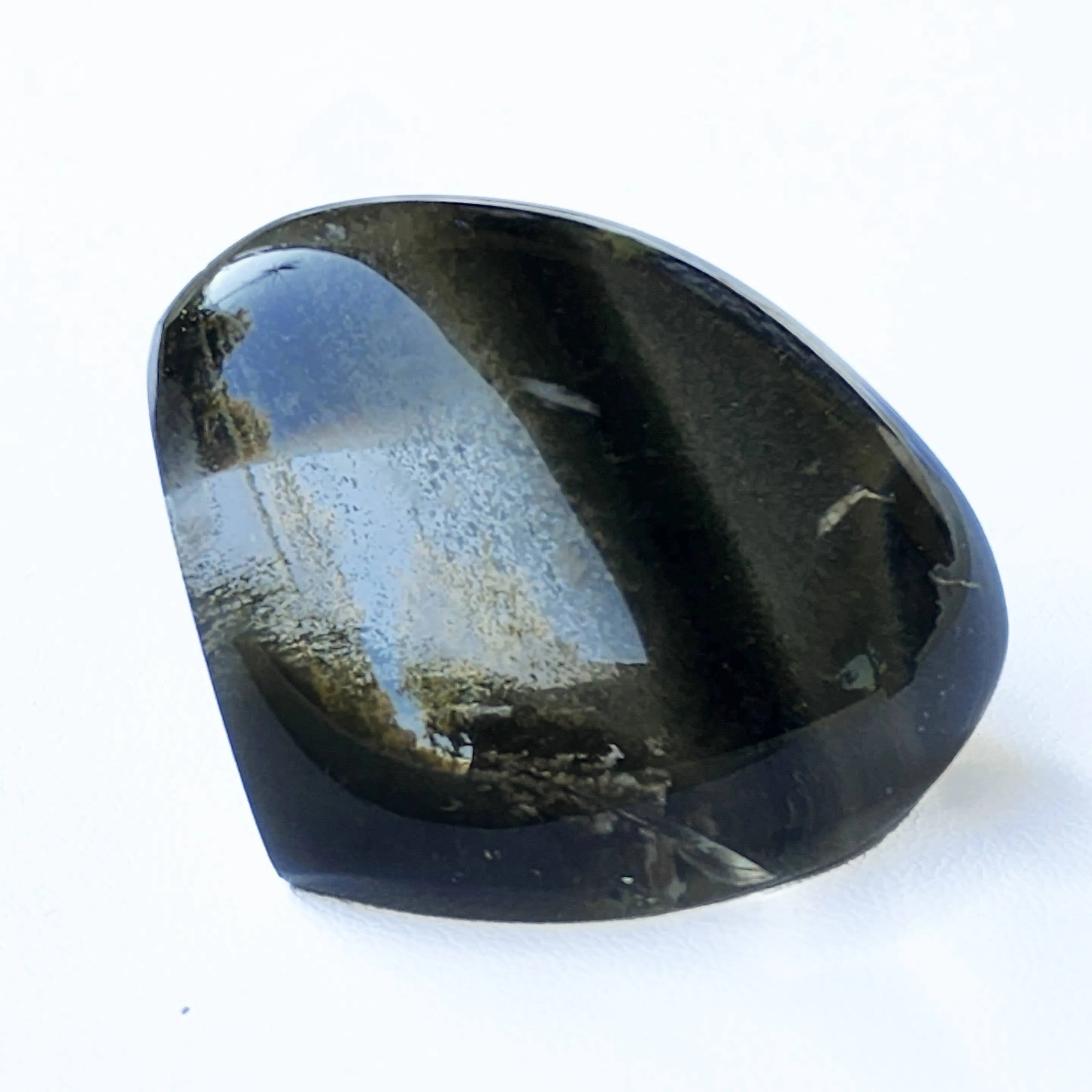 Chlorite Quartz Free Form - Phantom Chlorite Quartz Lens