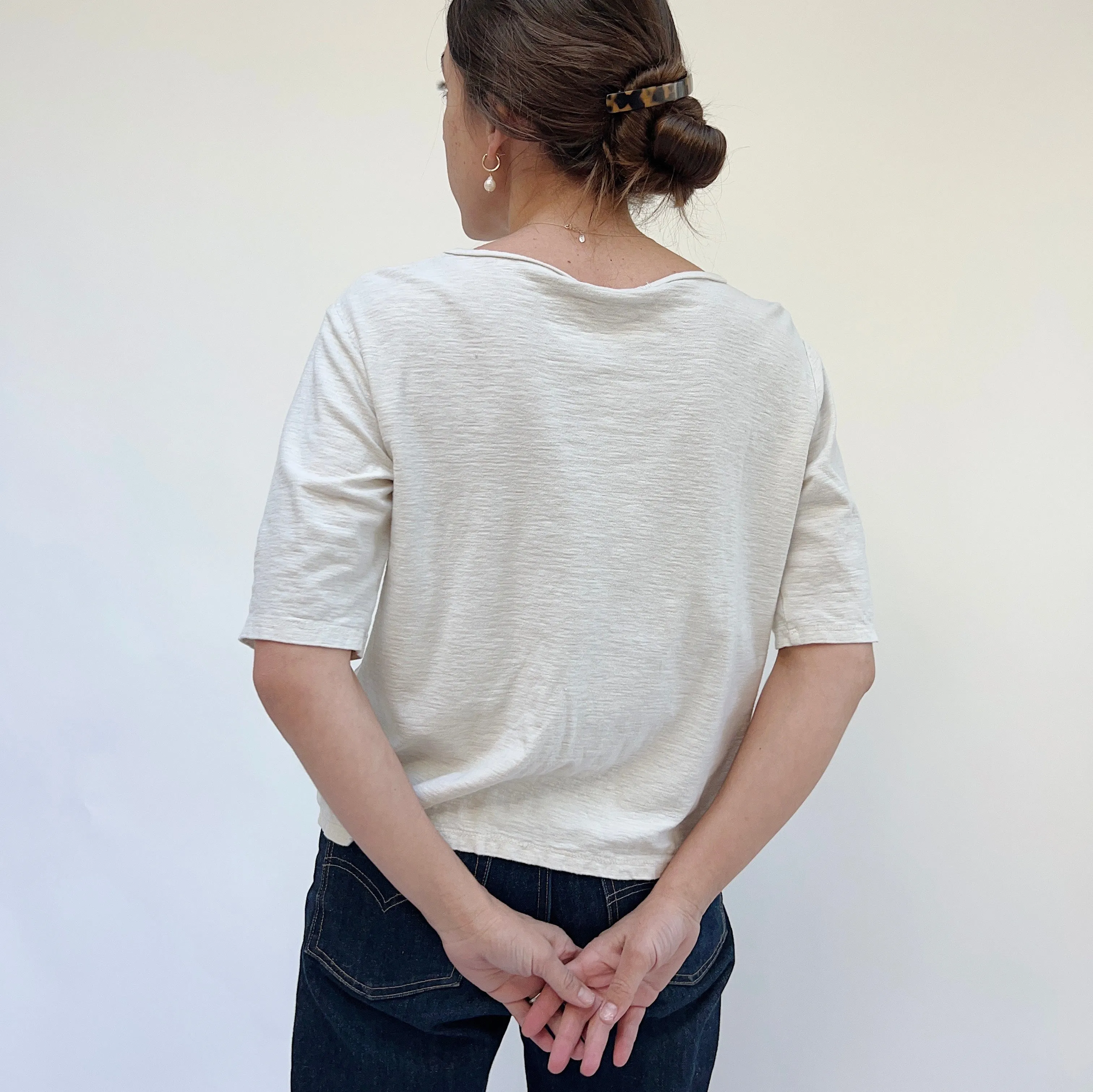 Cut Loose | Elbow Sleeve Top in Jicama