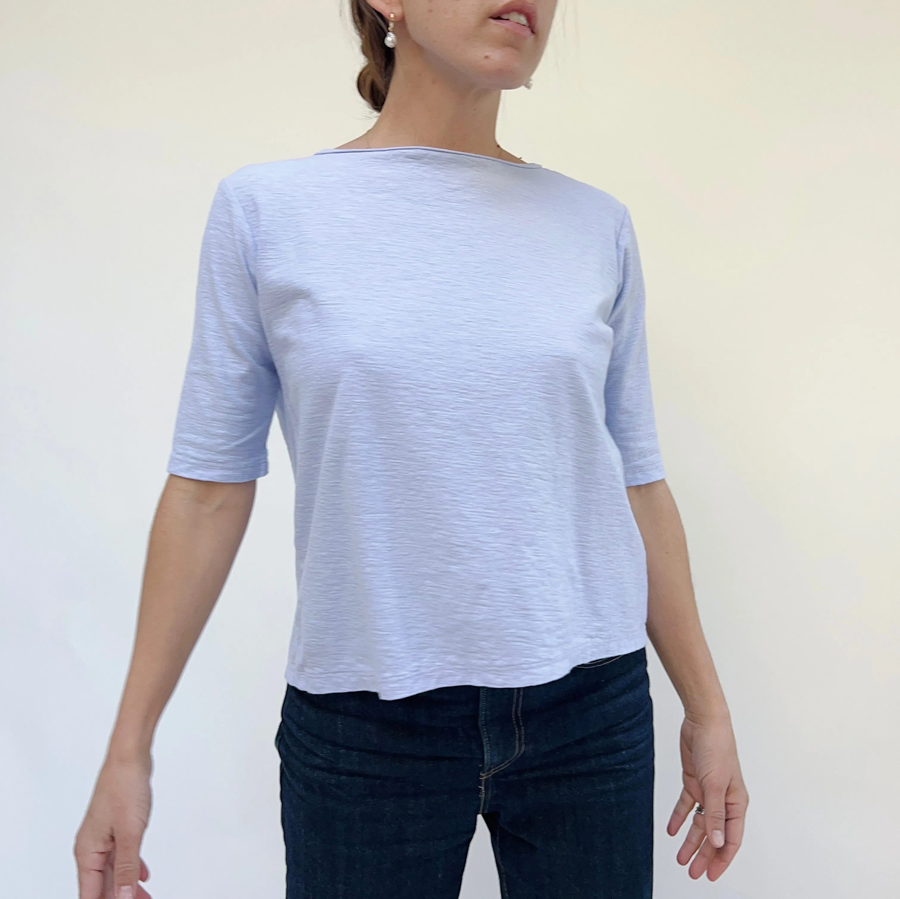 Cut Loose | Elbow Sleeve Top in Lavendula