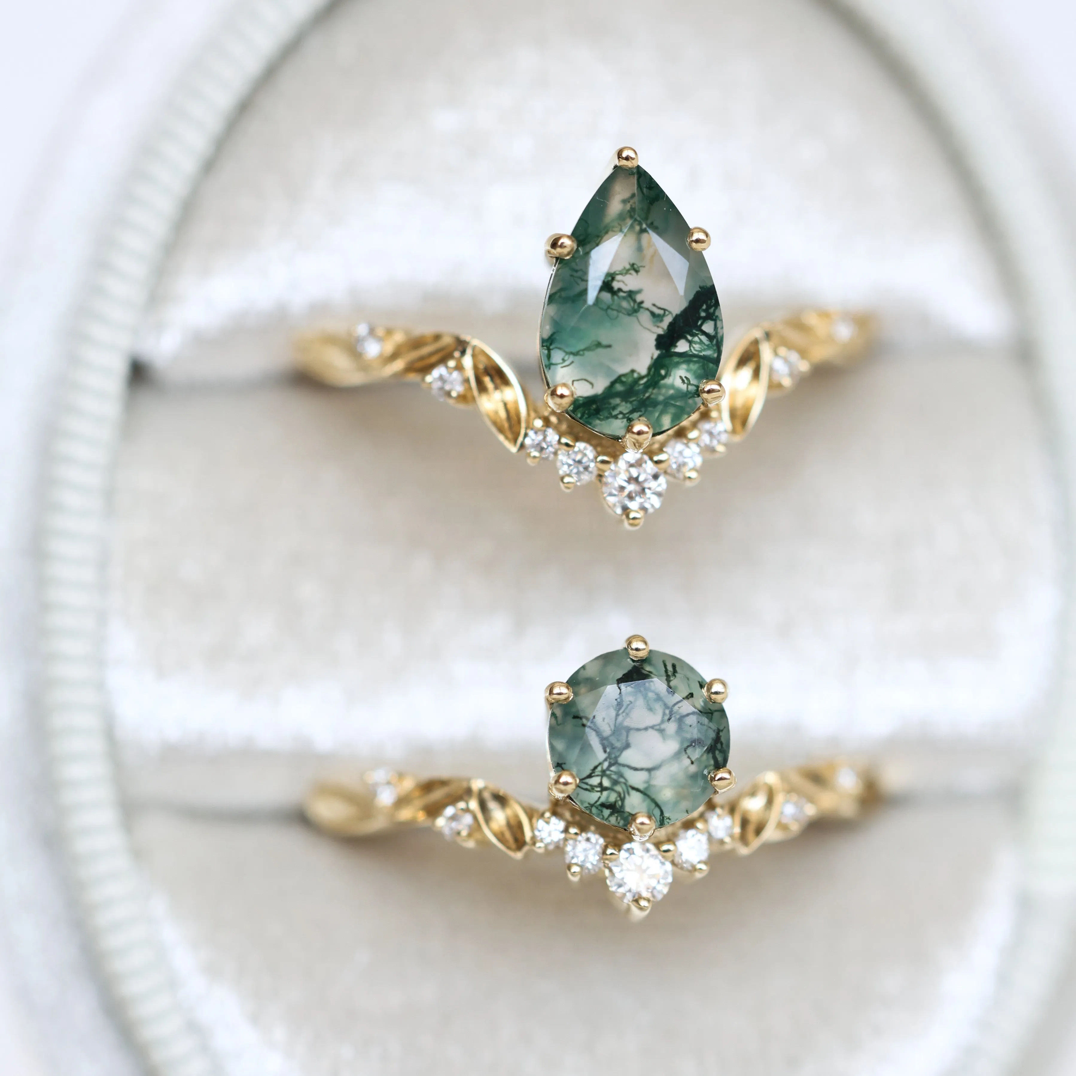 Leaf Pear Moss Agate Engagement Ring With Diamonds