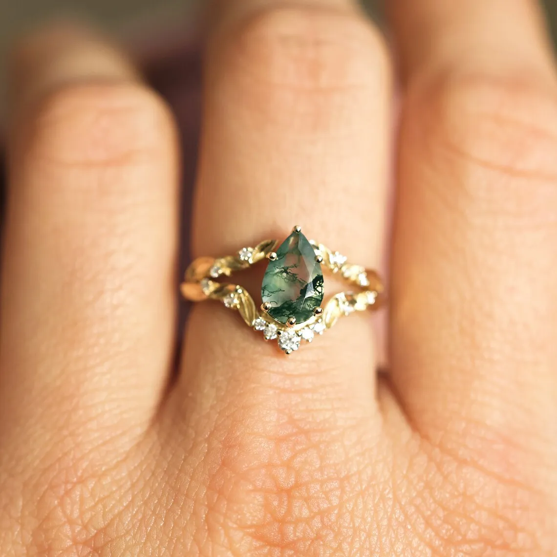 Leaf Pear Moss Agate Engagement Ring With Diamonds