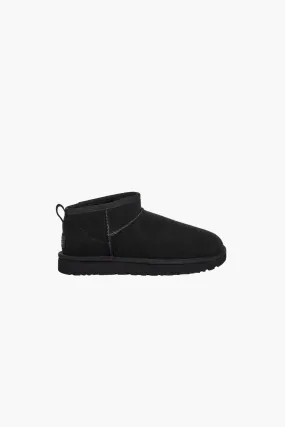 UGG Women's Classic Ultra Mini in Black