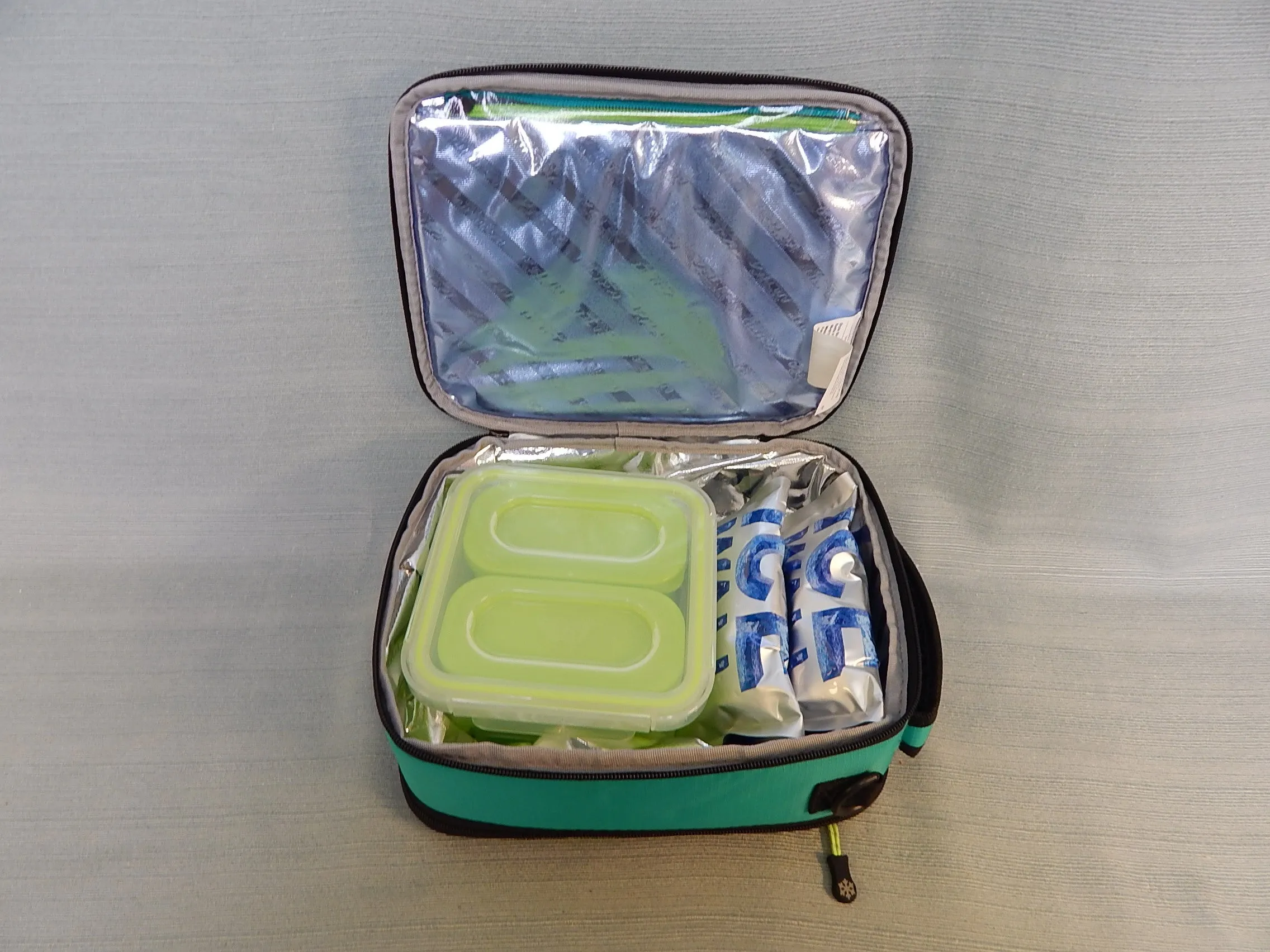 Ultra Artic Zone Cooler Lunch Box - Like New!