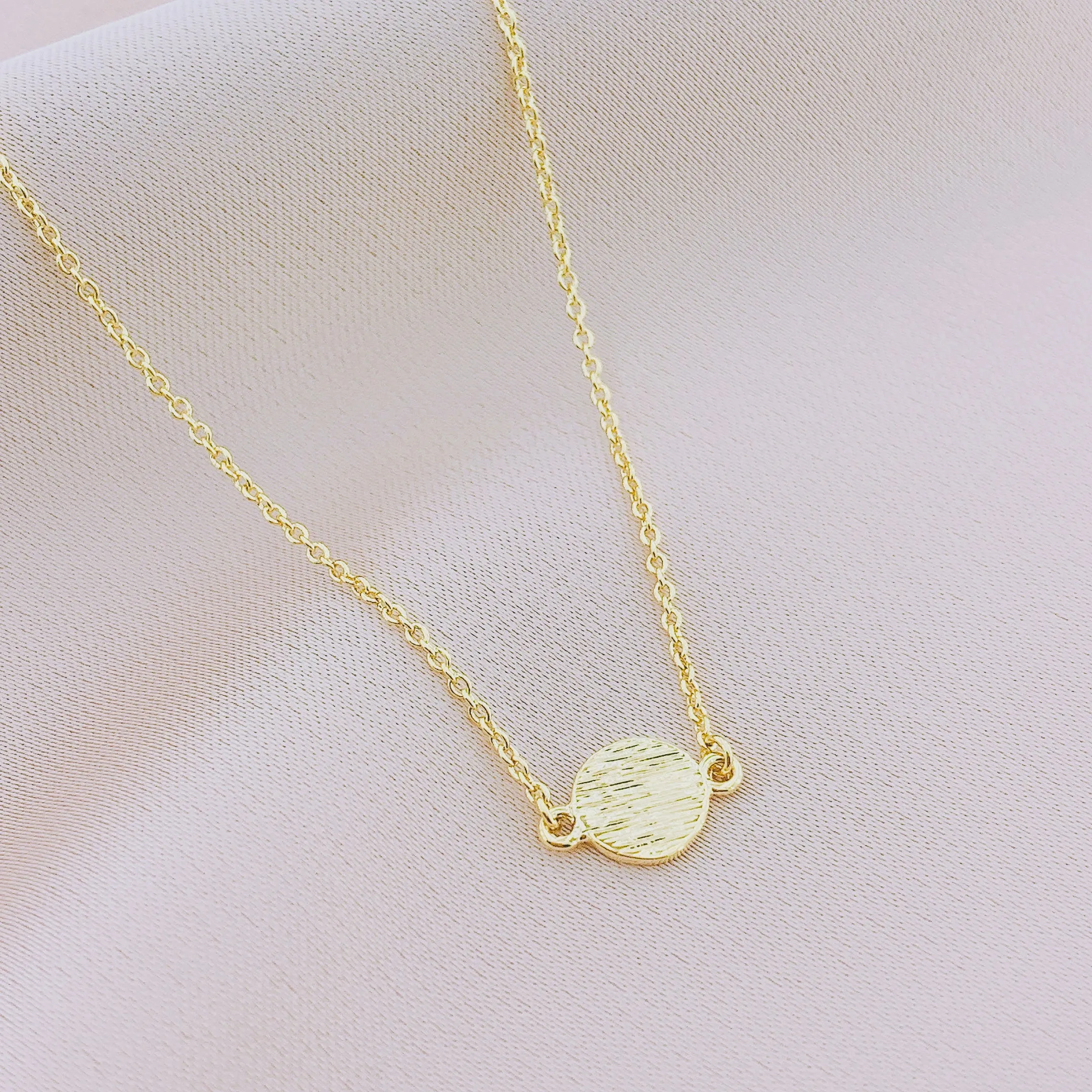 Women's Fashion Plain Pendant Necklace