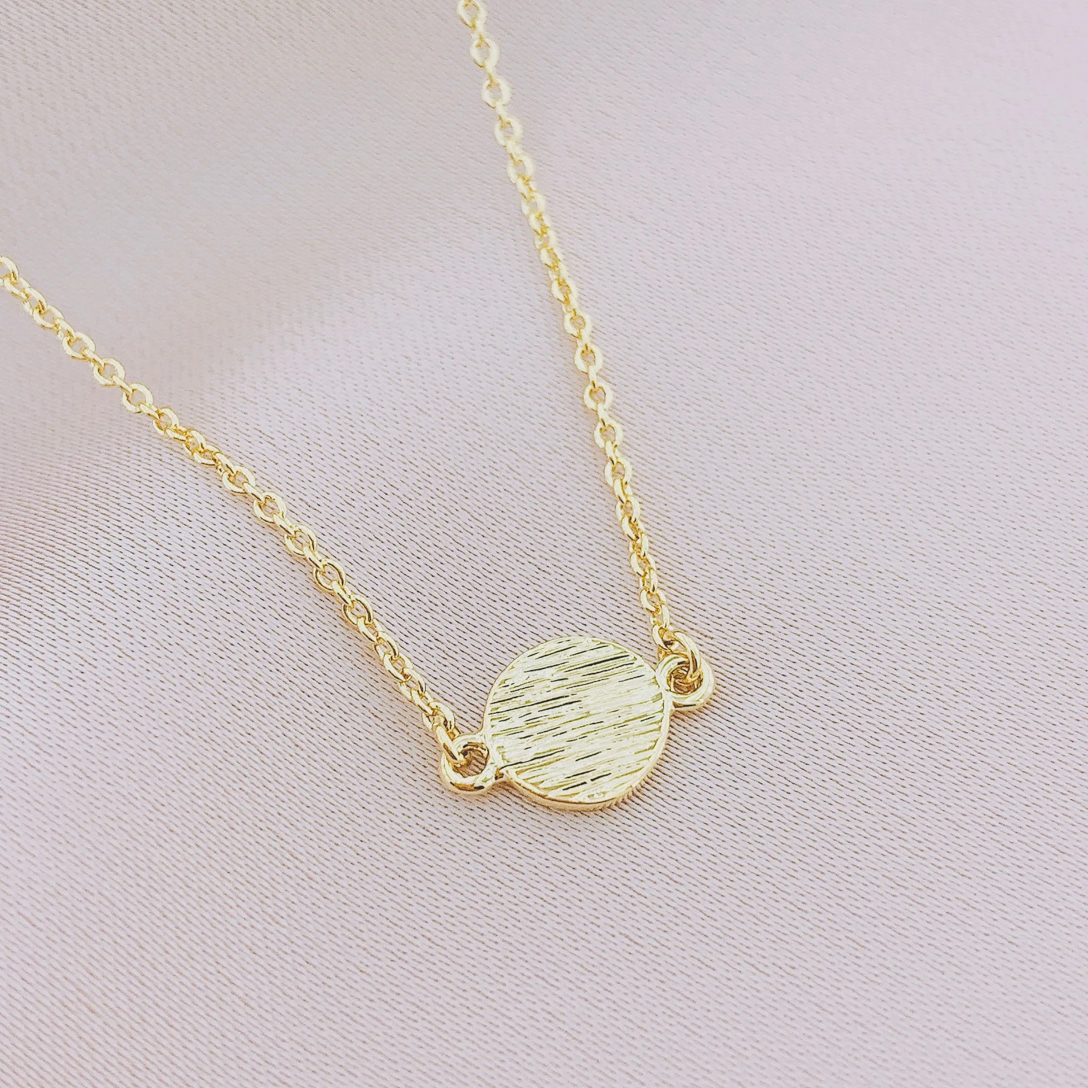 Women's Fashion Plain Pendant Necklace